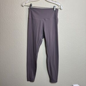 Lululemon Women's Leggings Taupe No Tags Inside Pocket Maybe‎ Size 4 or 6 -